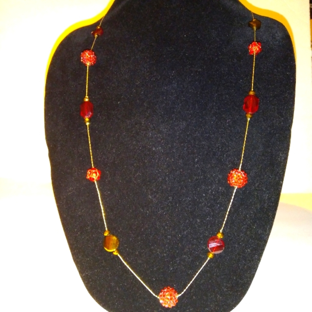 Long Floral Intricate Beading Golden Chain Necklace - Picture 7 of 11